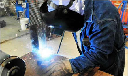 <b>Asesoramiento en:</b><br /> Estudios de Productividad - Evaluación y Desarrollo de PYMES y sus Proveedores - Lean Manufacturing. Estudios organizacionales, Procesos QHSE, Networking y SEPYME, Investigación Operativa